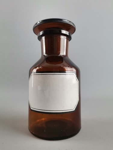 Apothekerflasche auflösung - apothekerflasche,