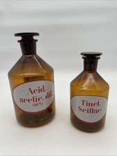 Alte Apotheker -Flaschen