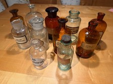 11 x Antike Apothekerflasche