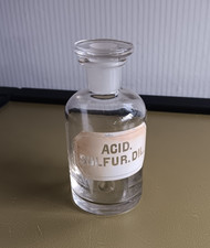 Alte Apotheken-Flasche